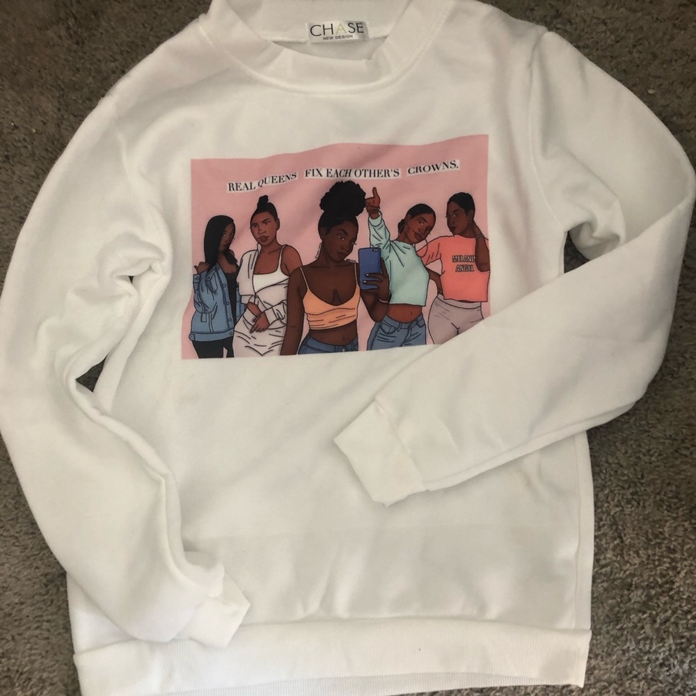 Real queens fix each other crowns sweater